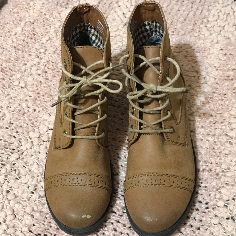 G.H. Bass & Co Ankle Boots